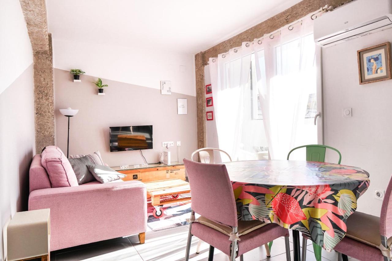 ולנסיה Torres De Serrano Apartment מראה חיצוני תמונה